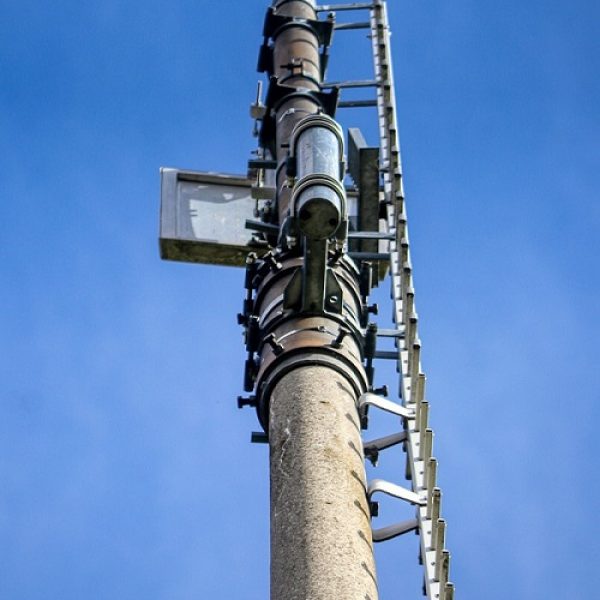 mobile mast emmissions