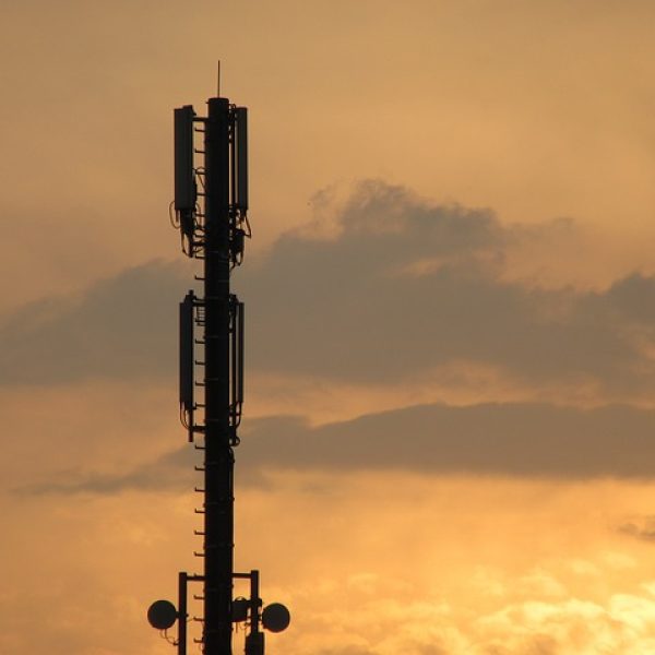 mobile phone mast emmissions